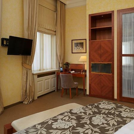 Ventana Hotel Praga Zewnętrze zdjęcie