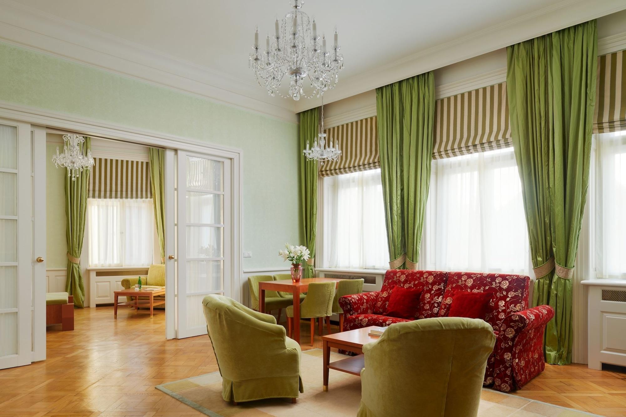 Ventana Hotel Praga Zewnętrze zdjęcie
