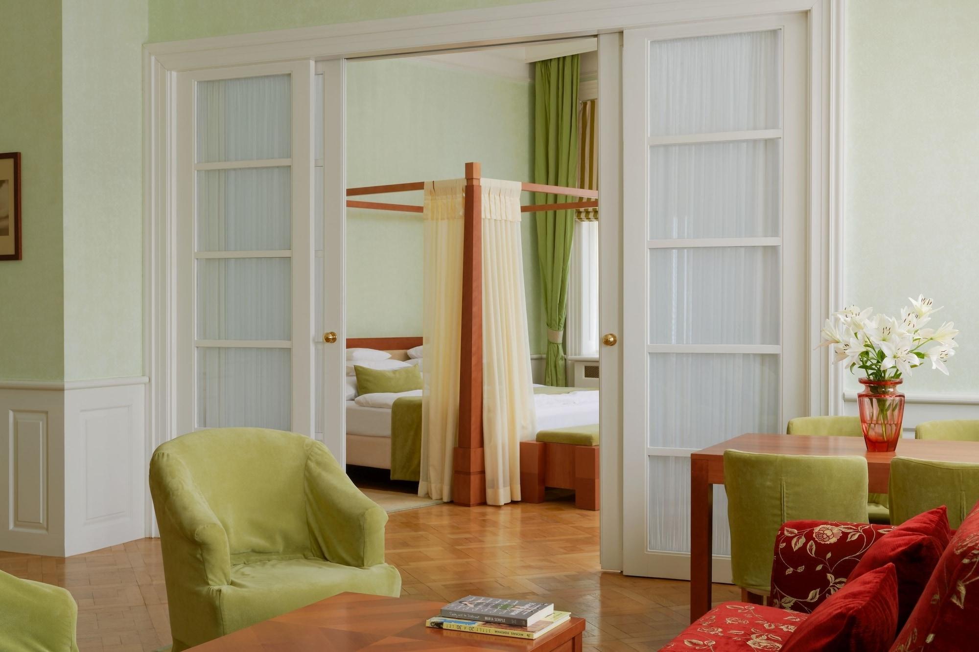 Ventana Hotel Praga Zewnętrze zdjęcie