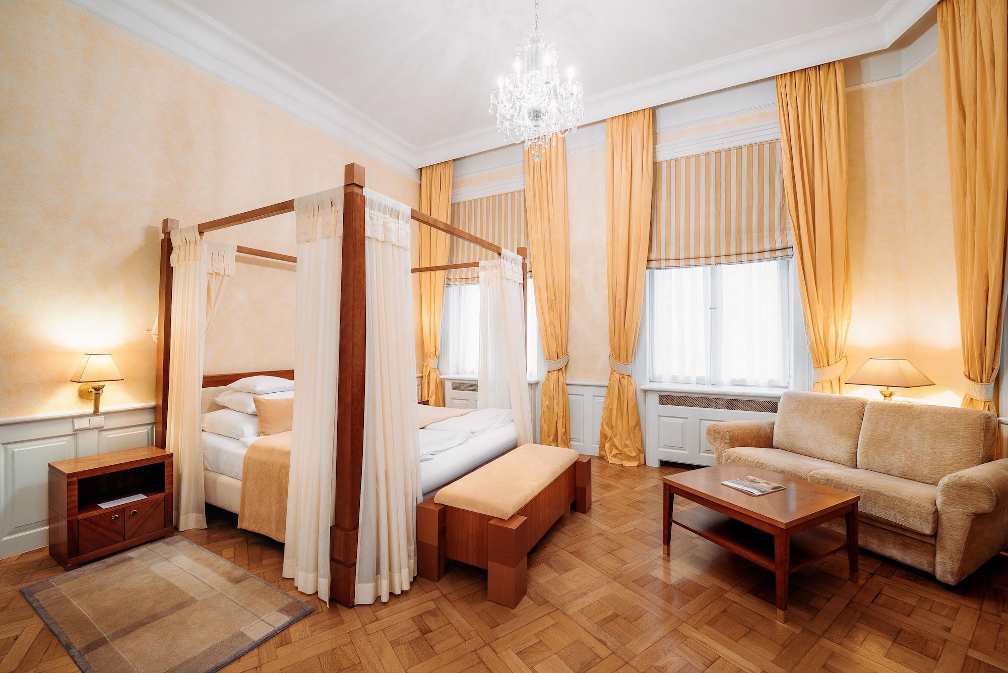 Ventana Hotel Praga Zewnętrze zdjęcie