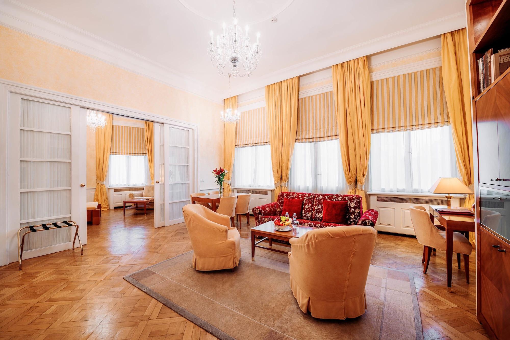 Ventana Hotel Praga Zewnętrze zdjęcie