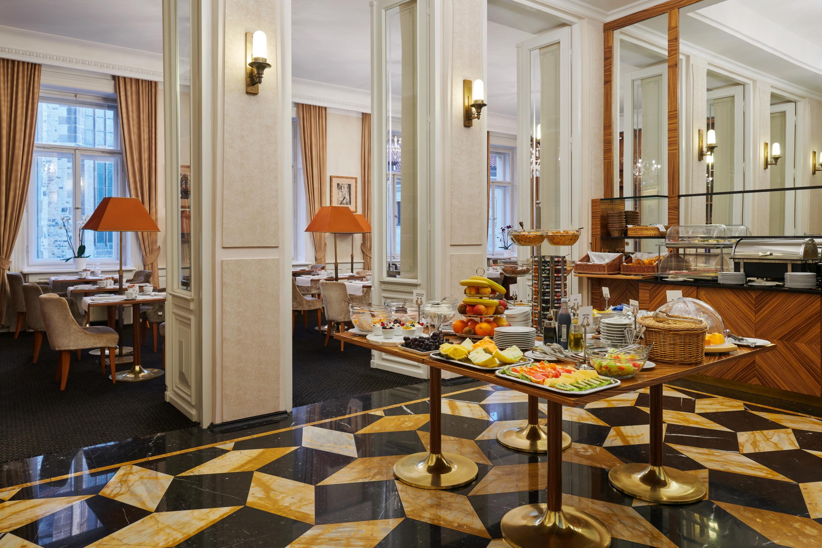 Ventana Hotel Praga Zewnętrze zdjęcie