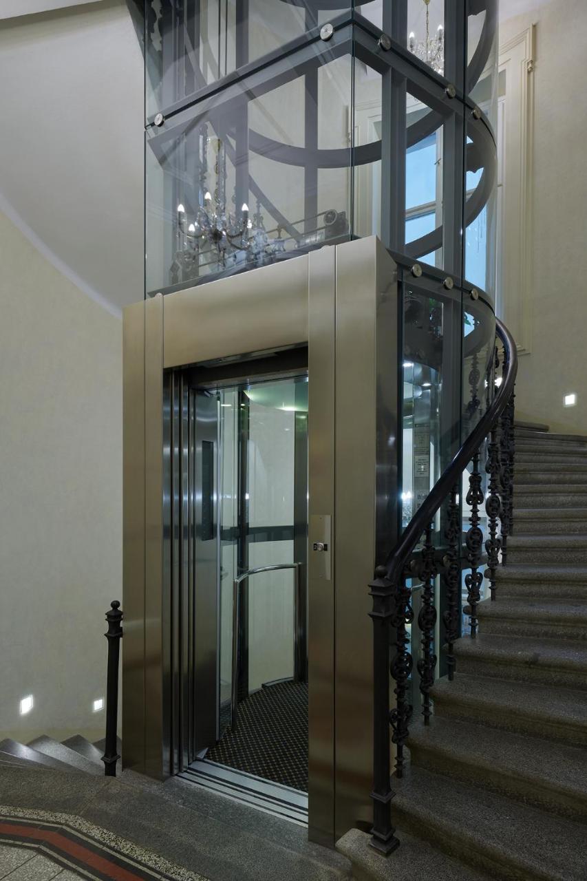 Ventana Hotel Praga Zewnętrze zdjęcie